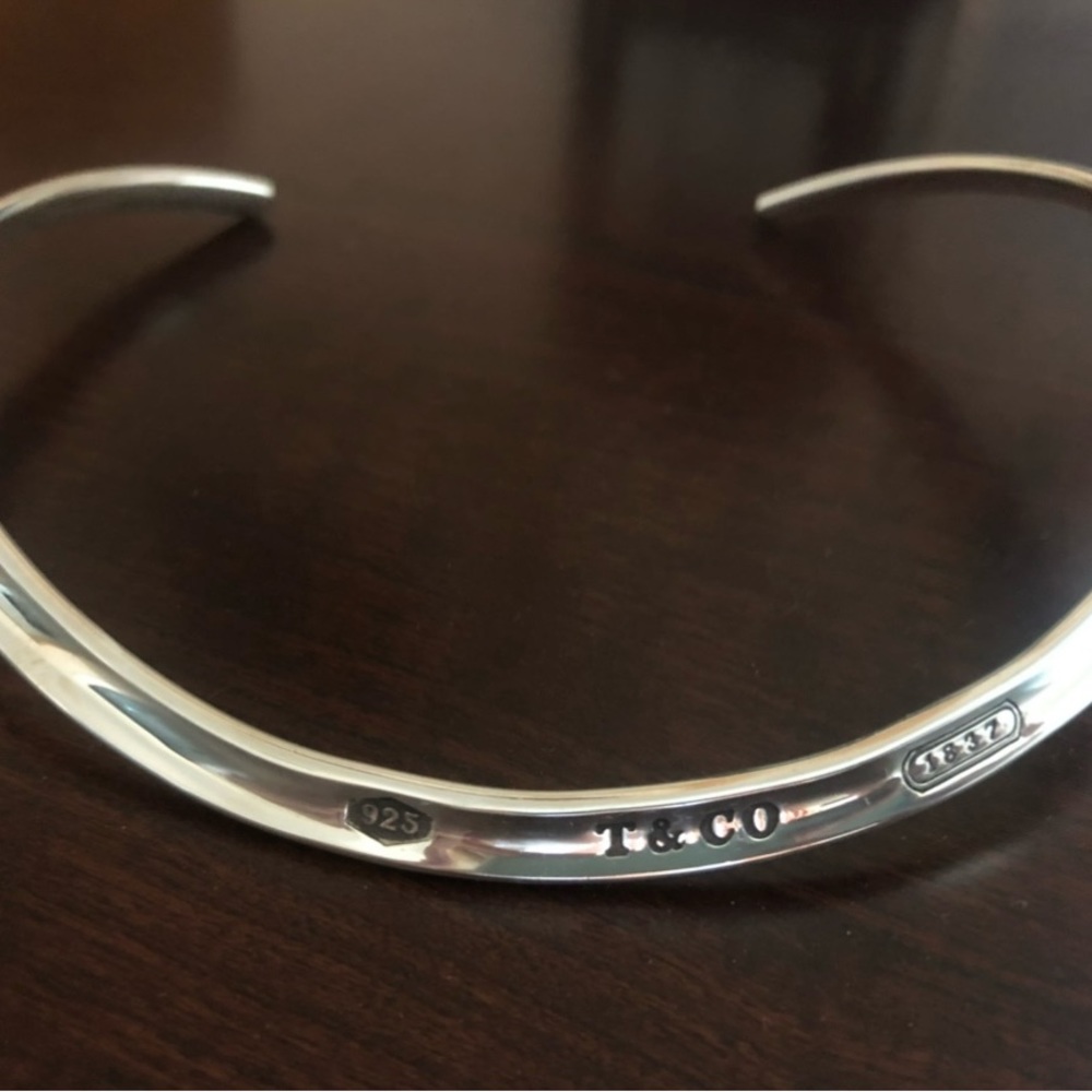 Tiffany’s choker
